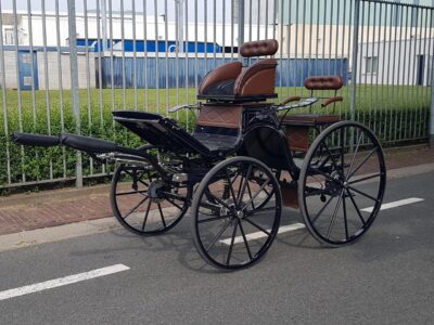 nieuw type presentatiewagen spider veluw putten enkelspan paard